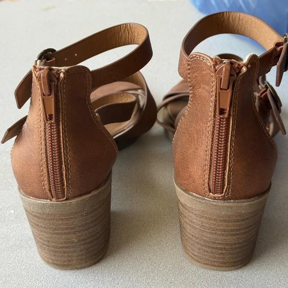 Jellypop Brown Strappy Block Heel Sandals, Multi-Strap, Dual Ankle Buckles W 7M